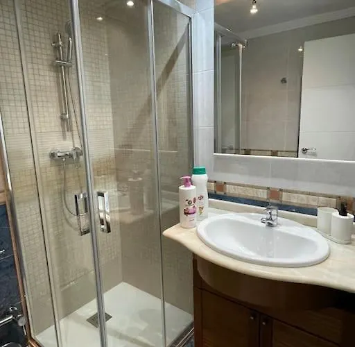 En Con Parking Y Wifi شقة