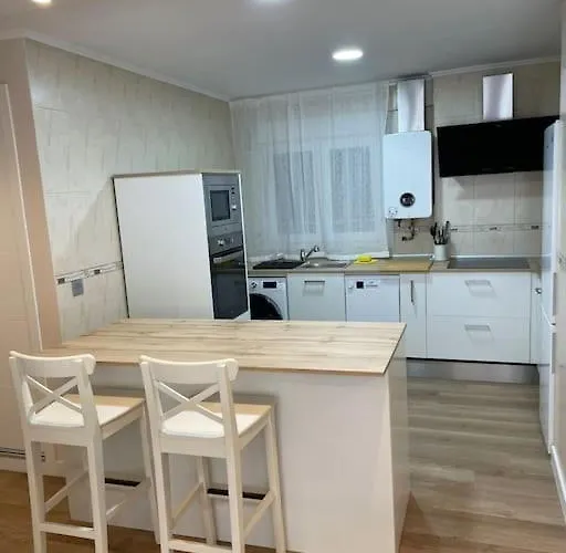 En Con Parking Y Wifi اوفيدو