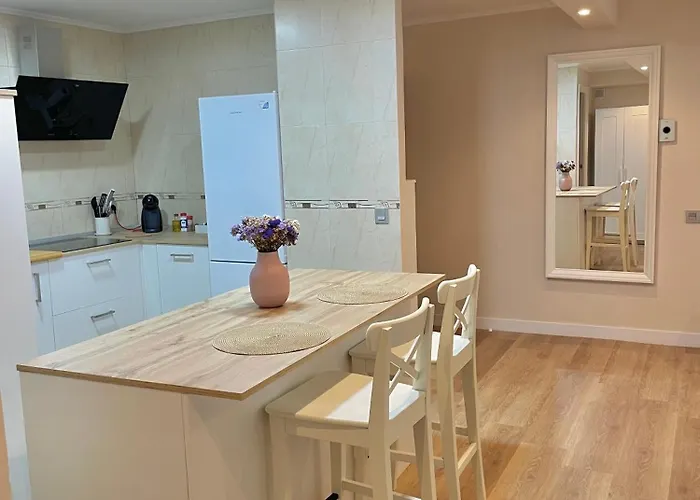 En Con Parking Y Wifi * اوفيدو